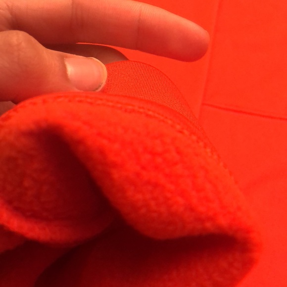 Under Armour Orange and camo hoodie - Picture 4 of 4